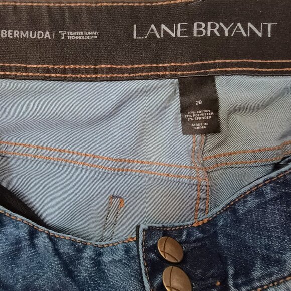 EUC: Lane Bryant Sze 28 Blue Bermuda Tighter Tummy Technology Denim Shorts - Picture 3 of 3